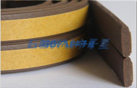 Sponge EPDM Foamed Self Adhesive Rubber Seal Strip